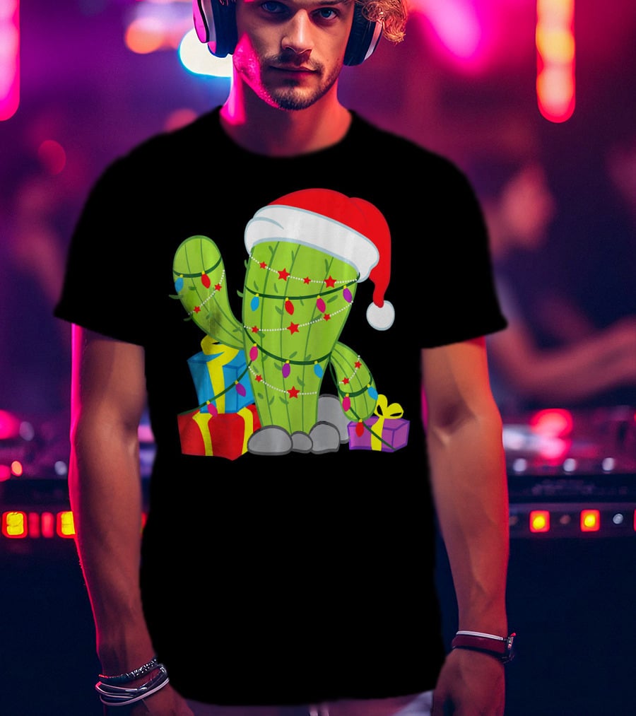 Cactus Tree Santa Hat Christmas Presents Mexican T-Shirt