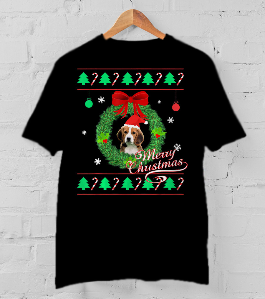 Merry Christmas Beagle Puppy Wreath Candy Canes Snowflakes T-Shirt