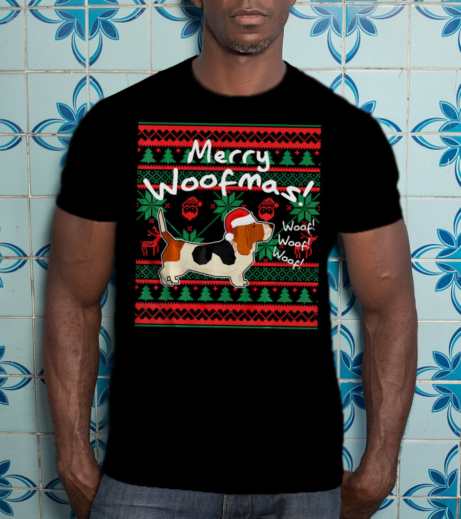 Merry Woofmas Basset Hound Dog With Santa Hat And Festive T-Shirt