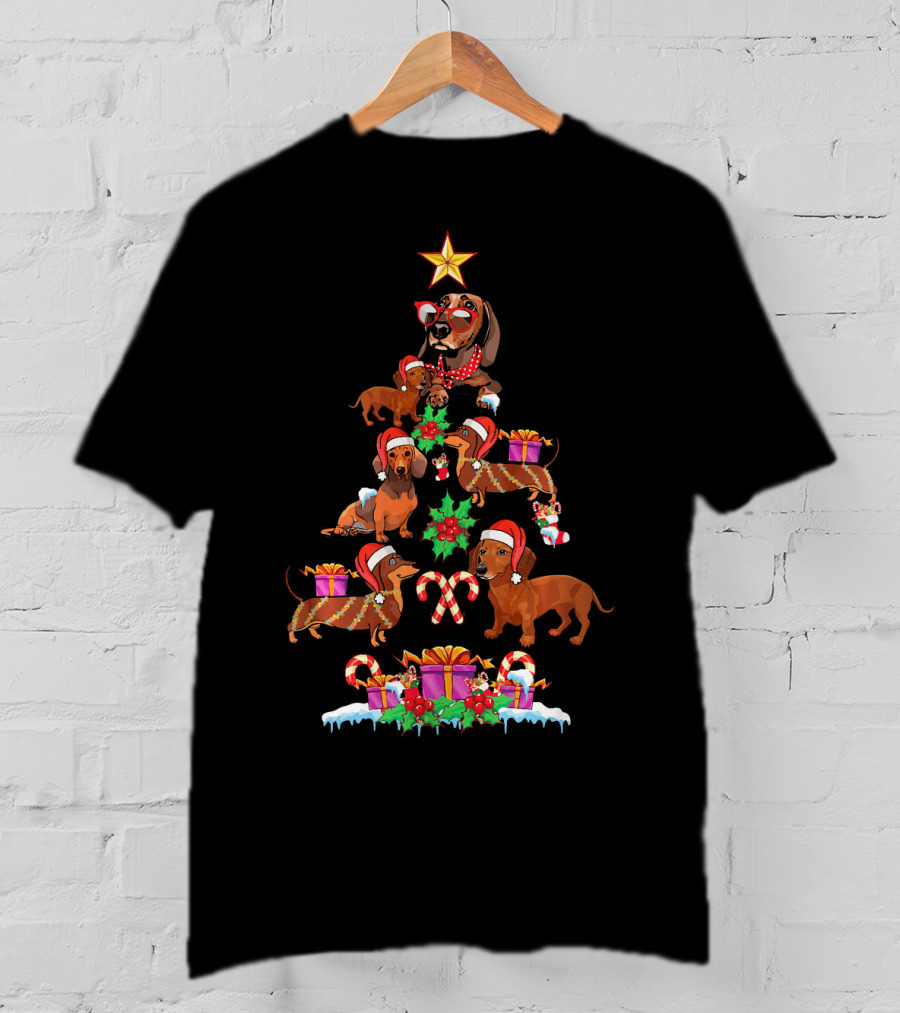 Dachshund Christmas Tree Holiday Design With Cute Dogs And Festive Decorations T-Shirt