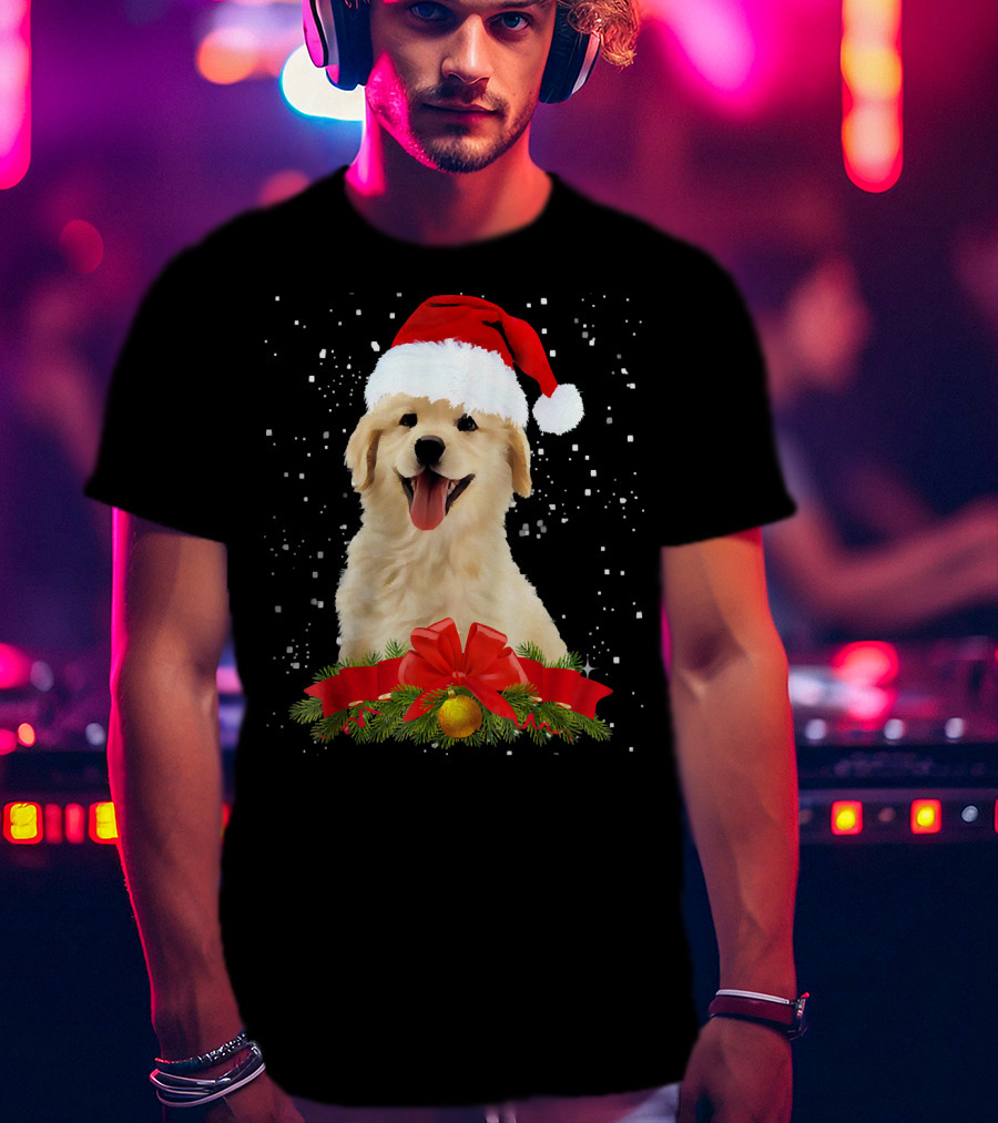 Golden Retriever Santa Hat Christmas Wreath T-Shirt