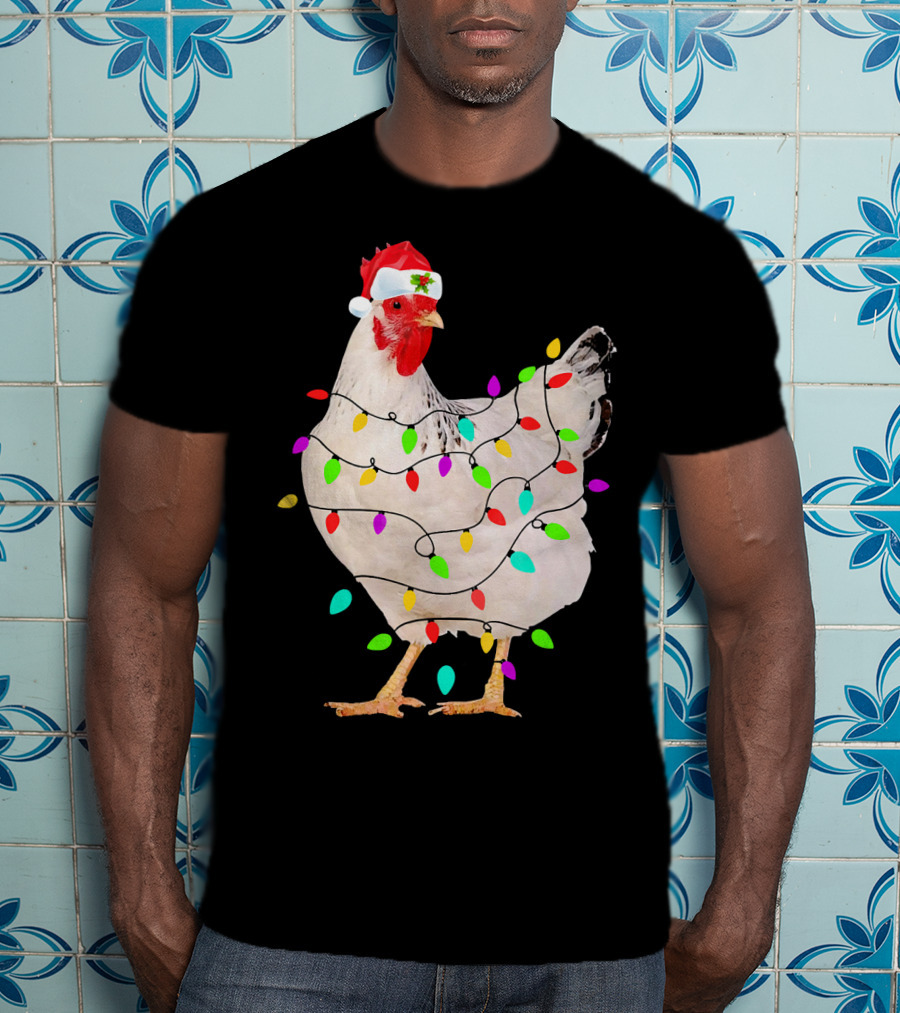 Chicken Christmas Light Funny Chicken Santa Hat Festive Holiday Decor T-Shirt