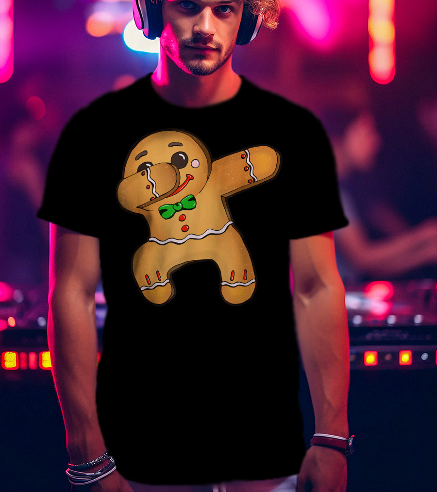 Dabbing Gingerbread Man Christmas Cookie With Bow Tie T-Shirt