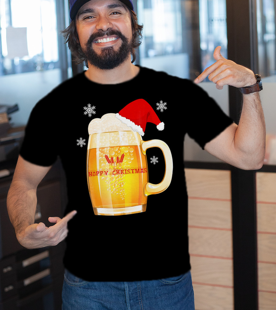 Hoppy Christmas Beer Santa Mug With Snowflakes T-Shirt
