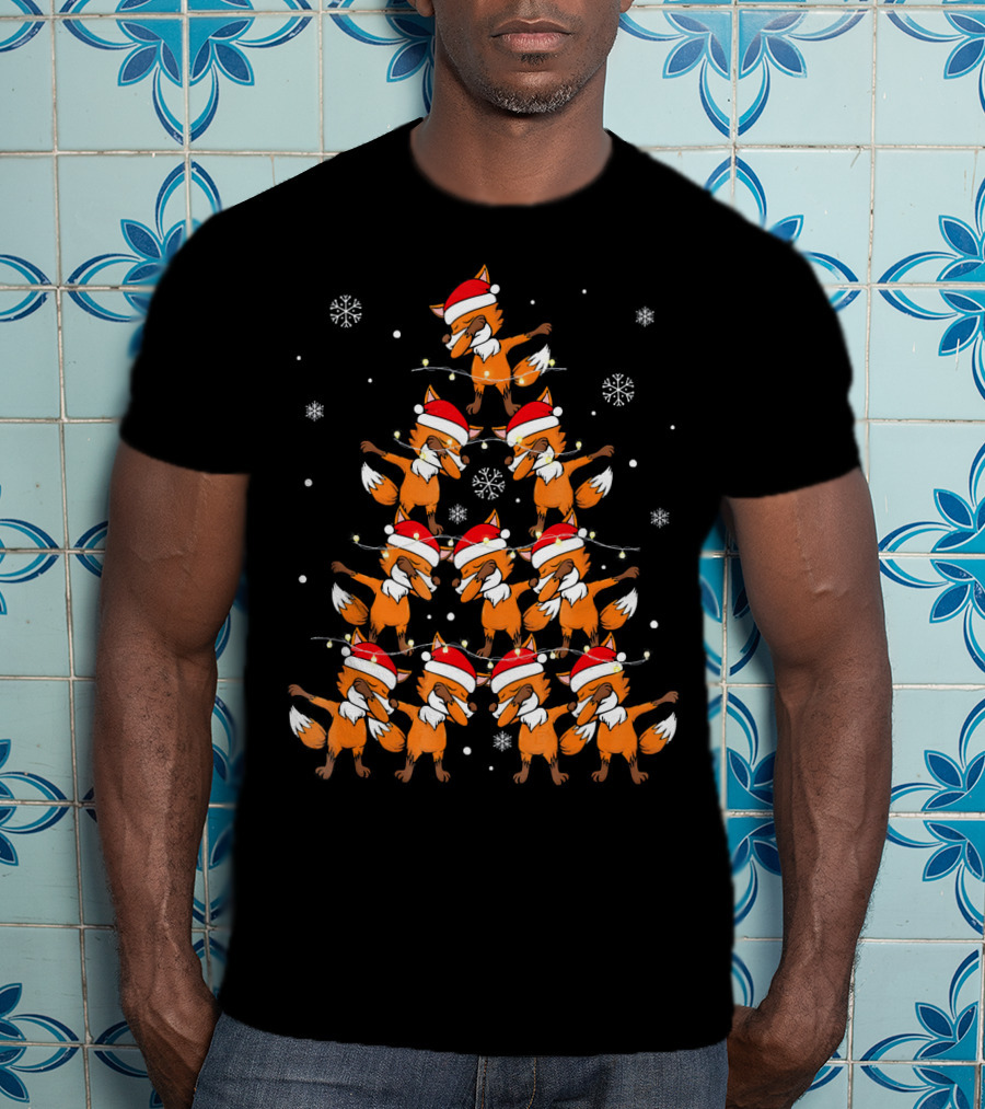 Dabbing Foxes Christmas Tree With Santa Hats And Snowflakes T-Shirt