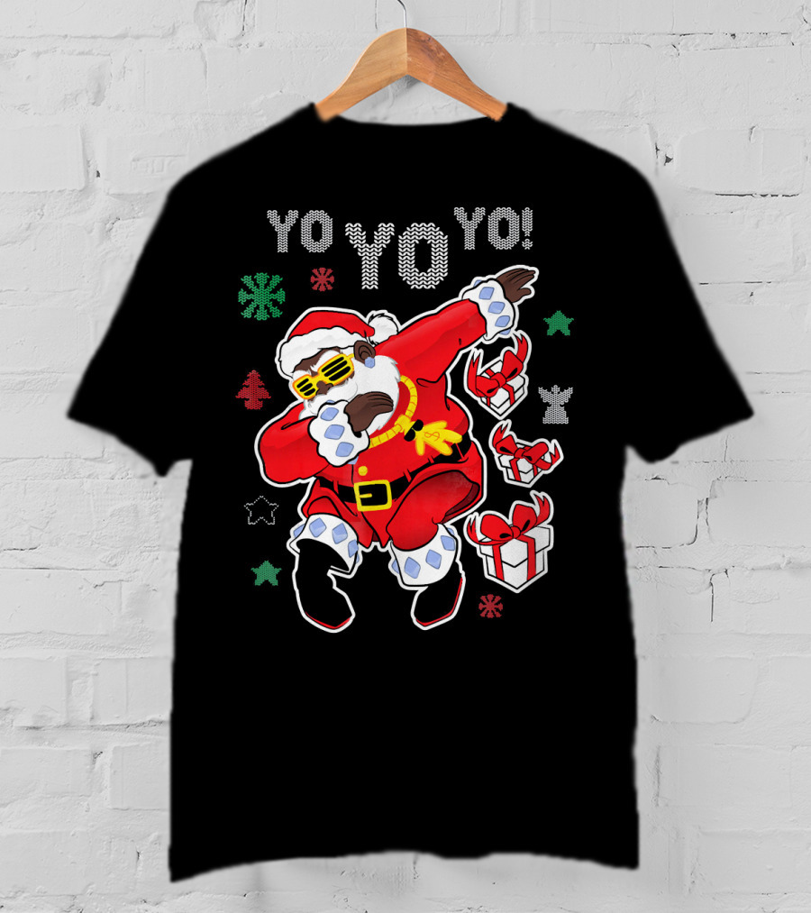 Yo Yo Dabbing Black Santa Claus Christmas Presents T-Shirt