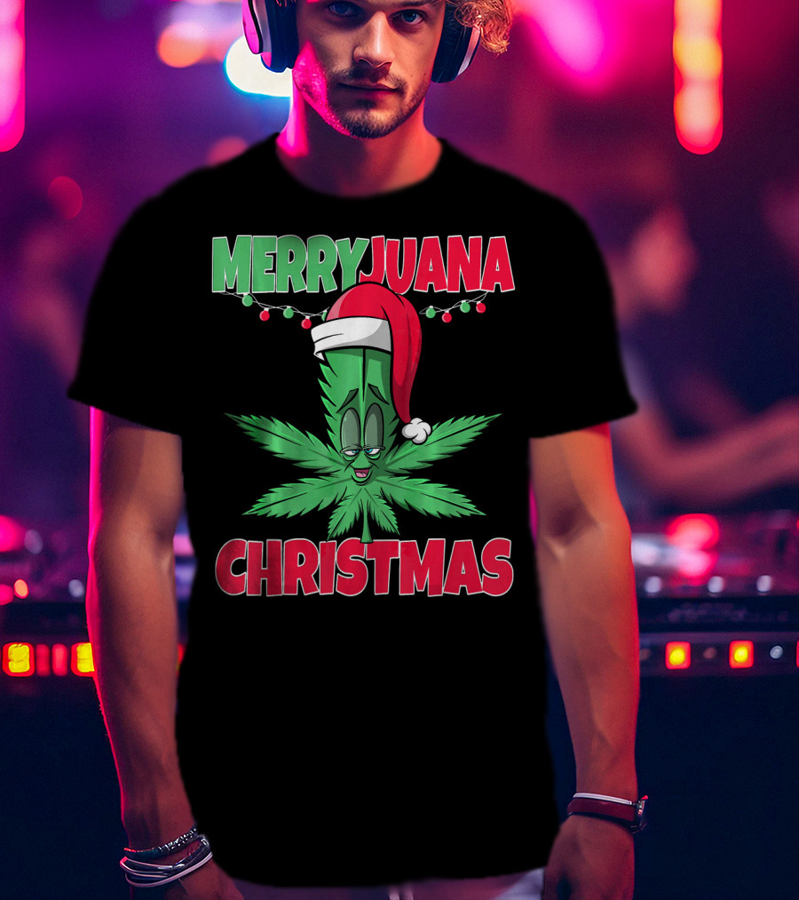 Merryjuana Christmas Funny Santa Hat Marijuana Leaf T-Shirt