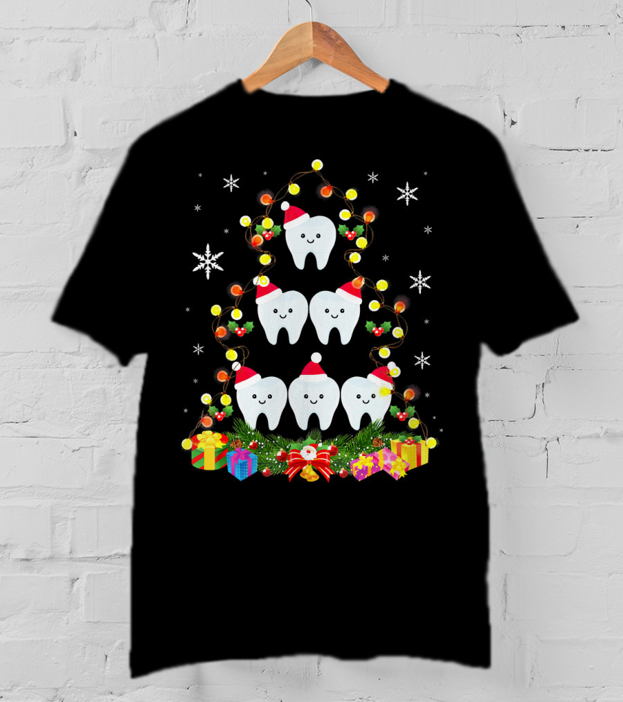 Dental Christmas Tree With Lighted Tooth Ornaments And Festive Gifts T-Shirt