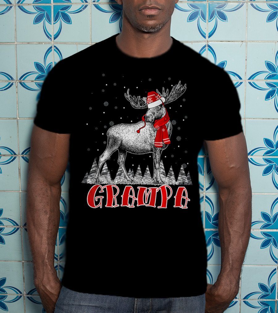 Grampa Moose Santa Hat Family Christmas Matching T-Shirt