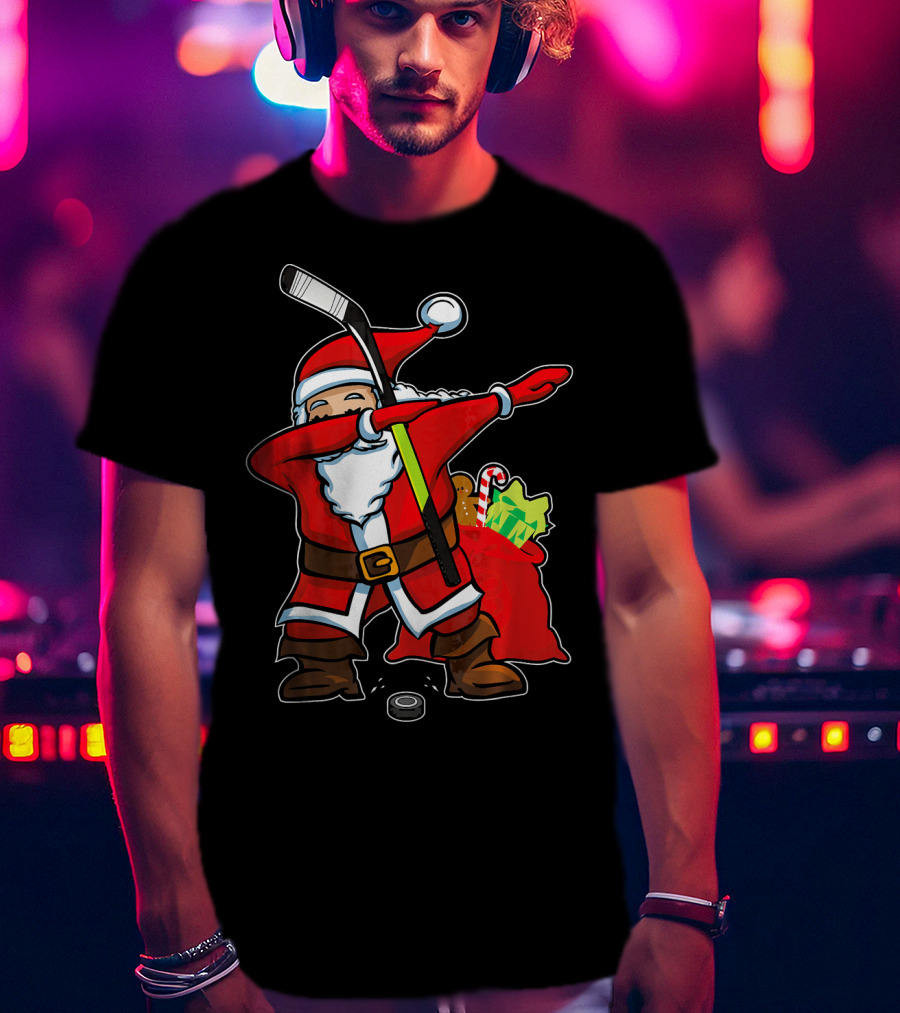Santa Dabbing With Hockey Stick Christmas Hip Hop With Gifts And Hockey Puck T-Shirt