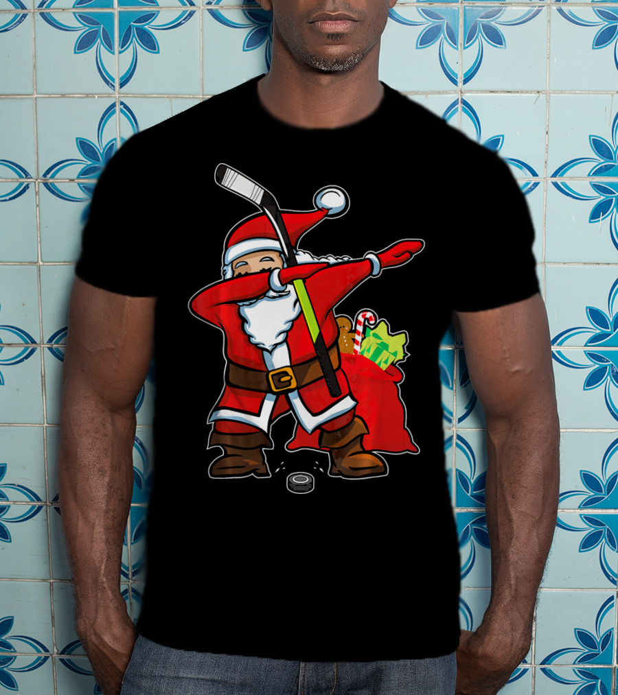 Santa Dabbing With Hockey Stick Christmas Hip Hop With Gifts And Hockey Puck T-Shirt