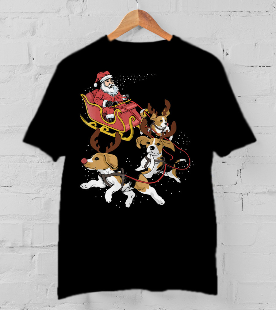 Santa's Sleigh With Beagle Reindeer Trio T-Shirt