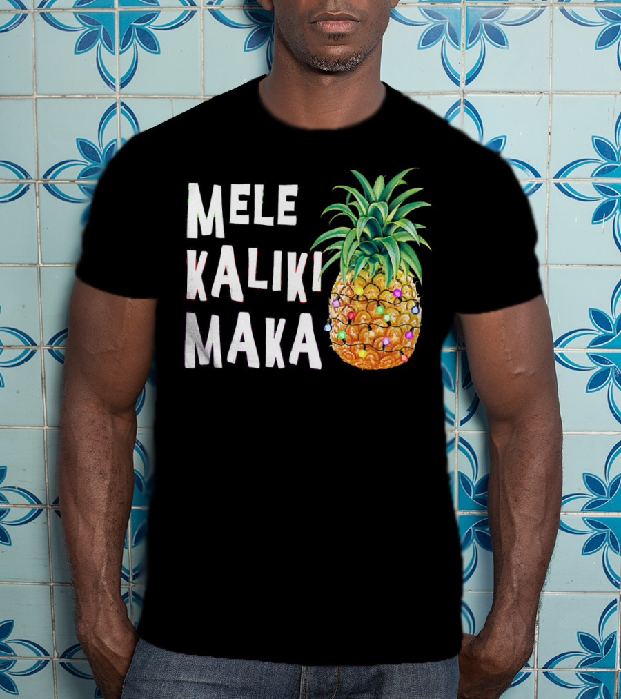MELE KALIKIMAKA Pineapple Christmas Lights T-Shirt