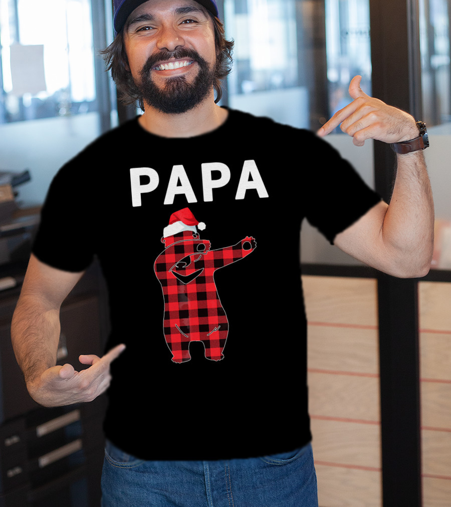 PAPA Bear Plaid Santa Hat Christmas Dabbing T-Shirt