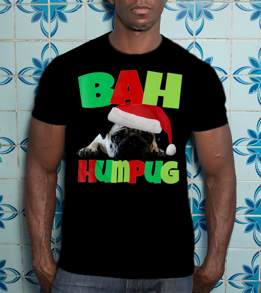 Bah Humpug Santa Hat Funny Grumpy Pug T-Shirt