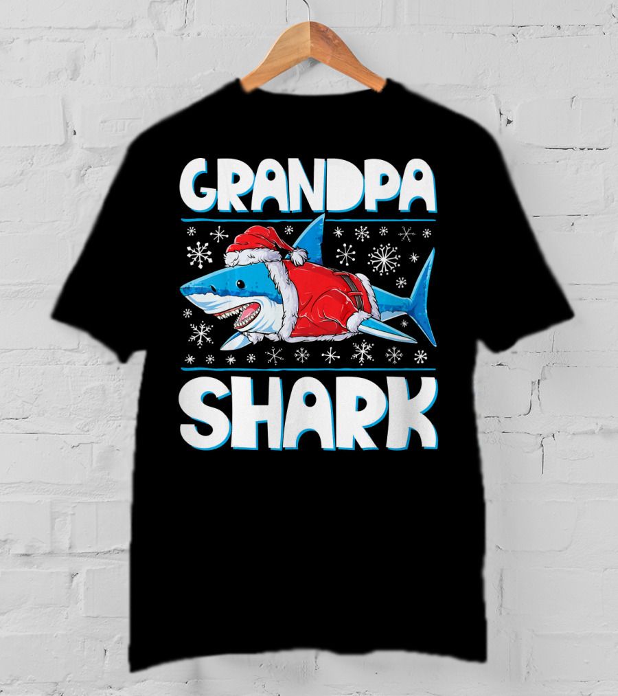 Grandpa Shark In Santa Hat With Snowflakes T-Shirt