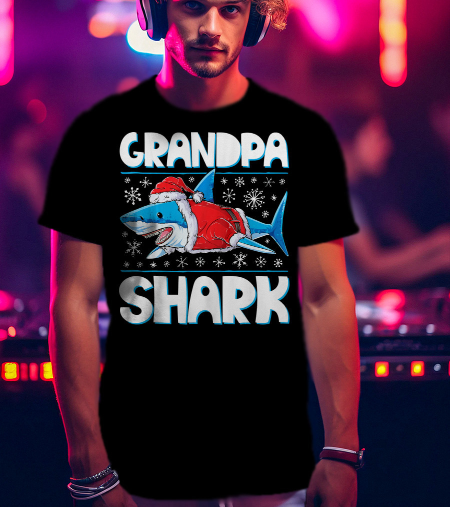 Grandpa Shark In Santa Hat With Snowflakes T-Shirt