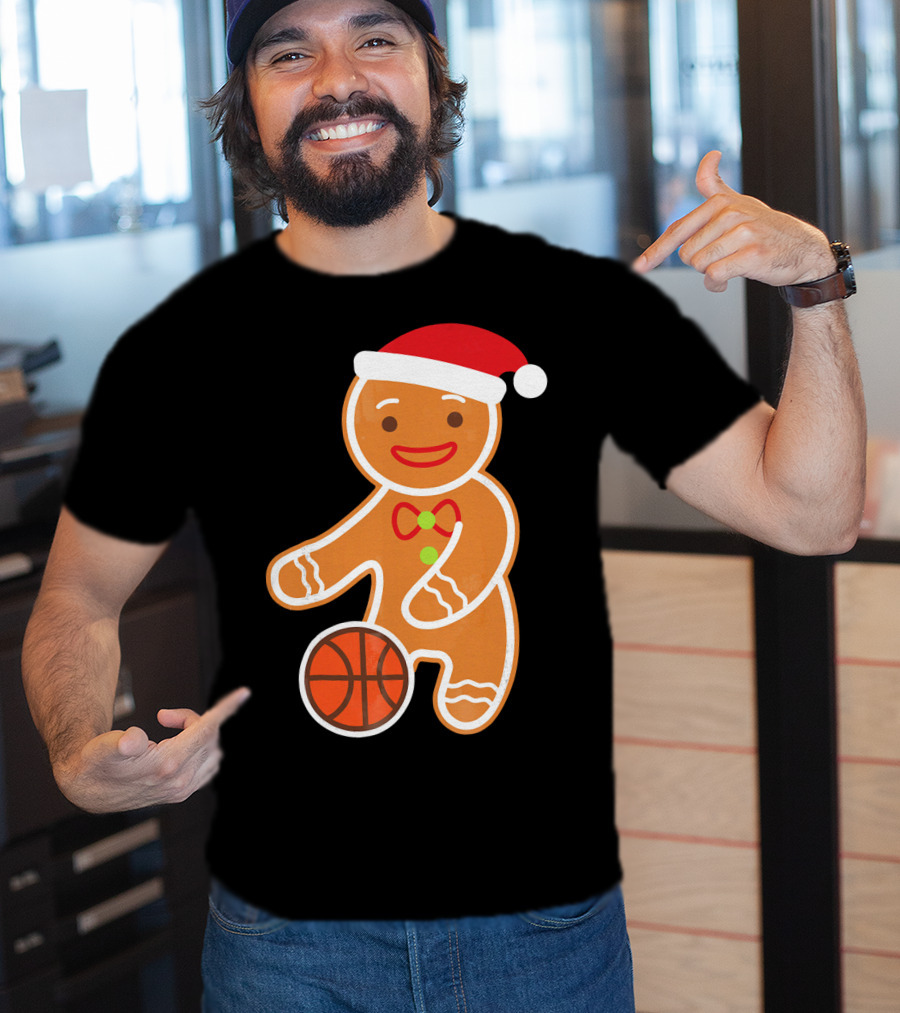 Basketball Gingerbread Player Santa Hat Gingerbread Man T-Shirt