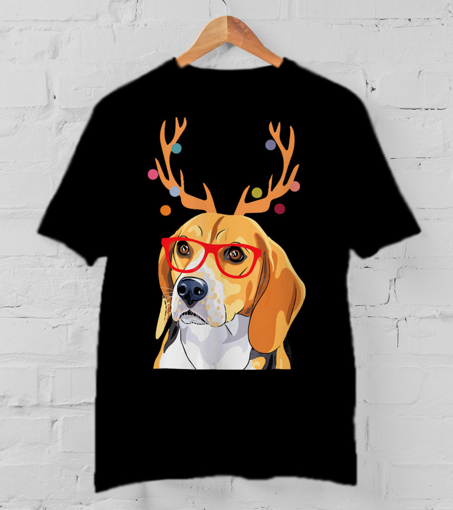 Beagle With Christmas Antlers And Red Glasses T-Shirt