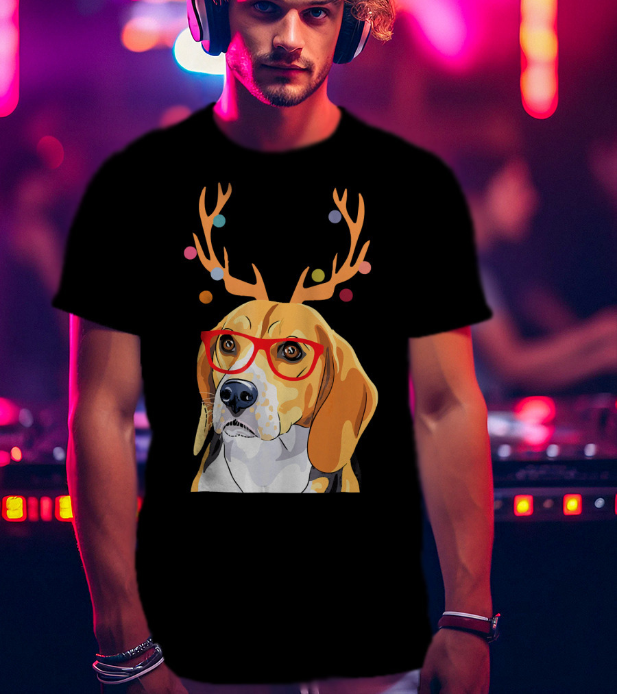 Beagle With Christmas Antlers And Red Glasses T-Shirt