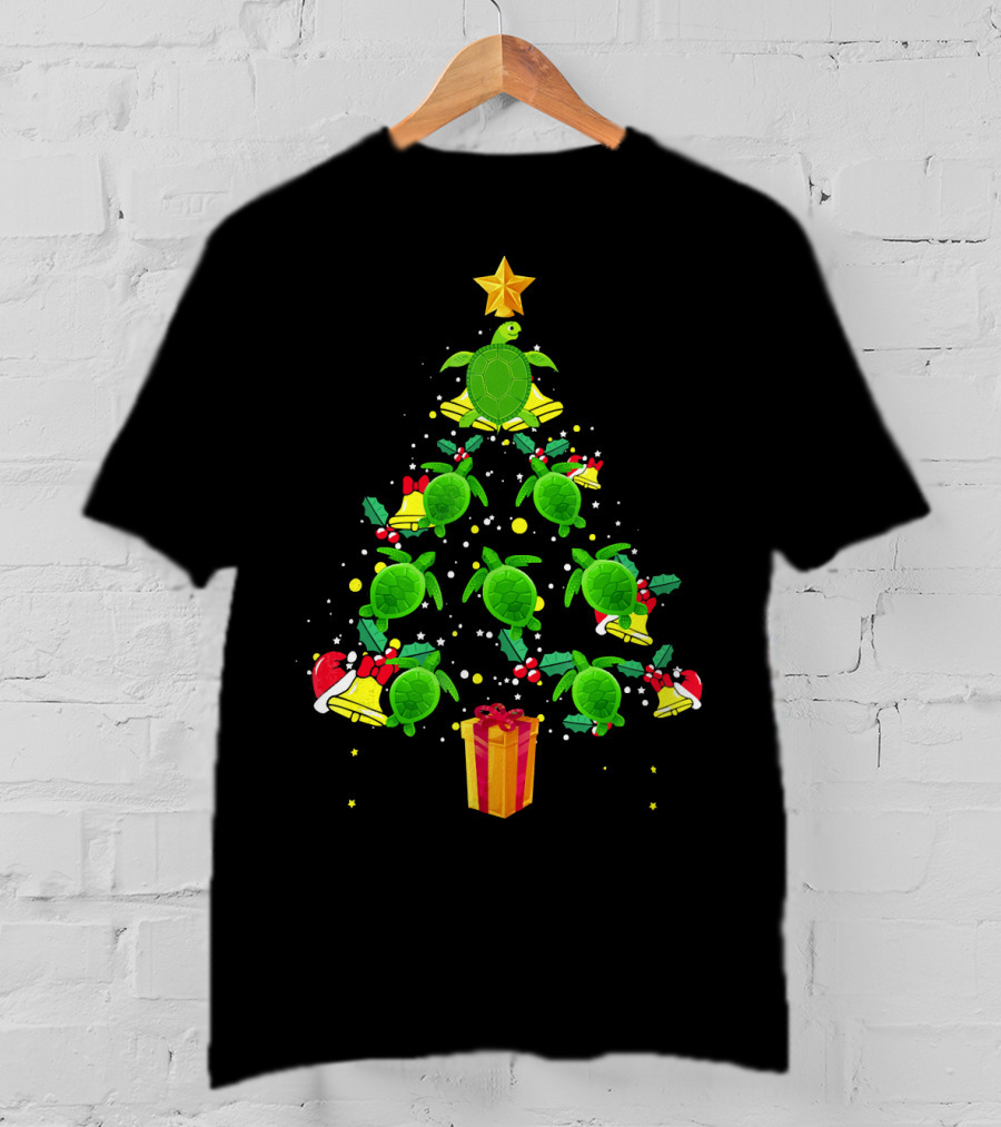 Sea Turtle Christmas Tree With Star Hat And Gift Box T-Shirt