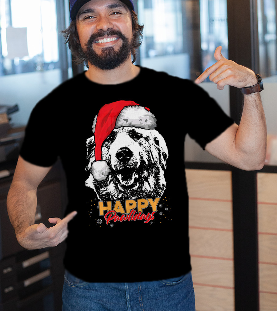 Happy Pawlidays Funny Christmas Great Pyrenees Santa Hat T-Shirt