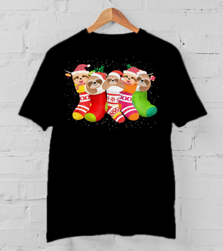 Cute Sloth Christmas Socks Xmas Mer Snuggly Festive Stockings T-Shirt