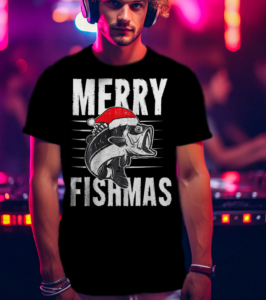 Merry Fishmas Funny Christmas Fishing Santa Hat Fish T-Shirt