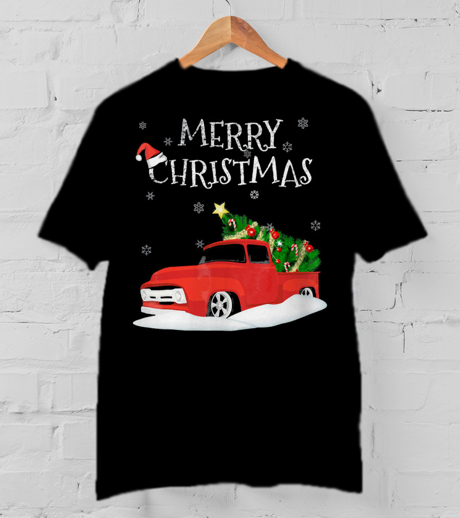 Merry Christmas Red Vintage Truck With Snow And Christmas Tree T-Shirt