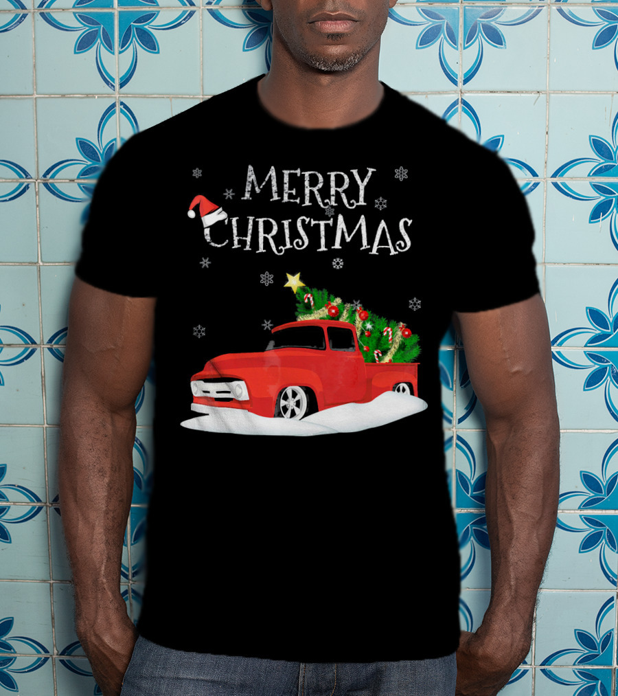 Merry Christmas Red Vintage Truck With Snow And Christmas Tree T-Shirt
