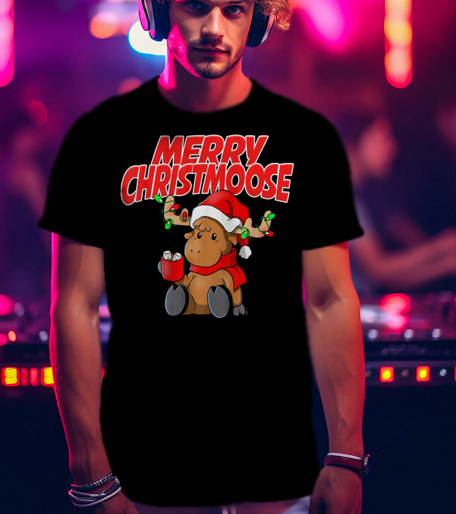 Merry Christmoose Funny Holiday Pun Moose With Santa Hat And Hot Cocoa T-Shirt