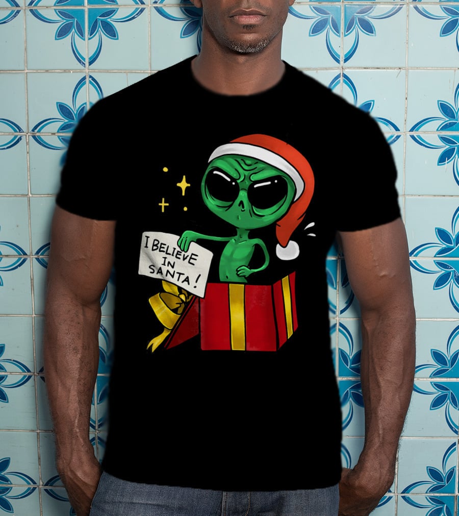 Christmas Funny Alien I Believe In Santa Present T-Shirt
