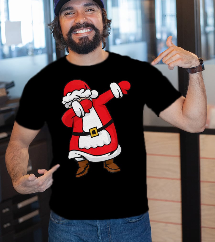 Mrs. Santa Claus Dabbing Christmas Fun T-Shirt