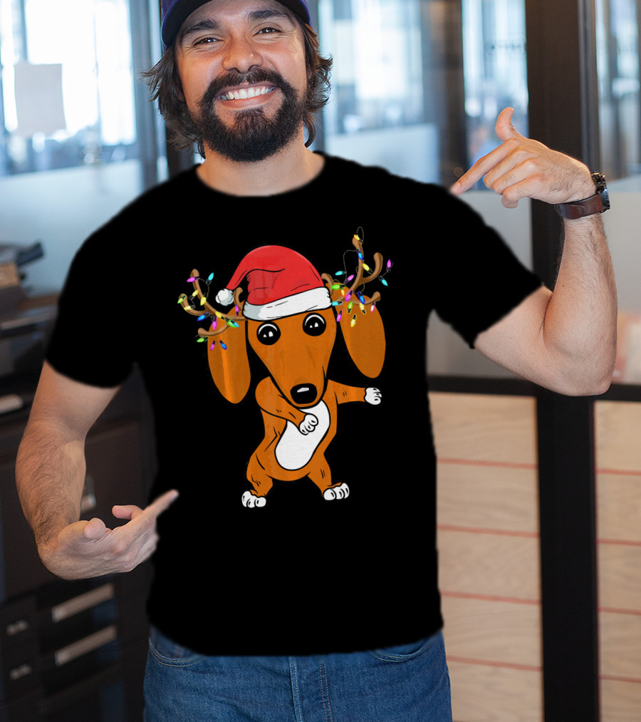 Dabbing Dachshund With Santa Hat And Reindeer Antlers T-Shirt