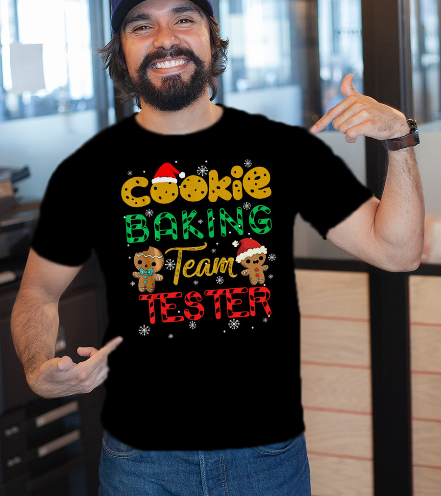 Cookie Baking Team Tester Gingerbread Santa Hats Winter Snowflakes T-Shirt