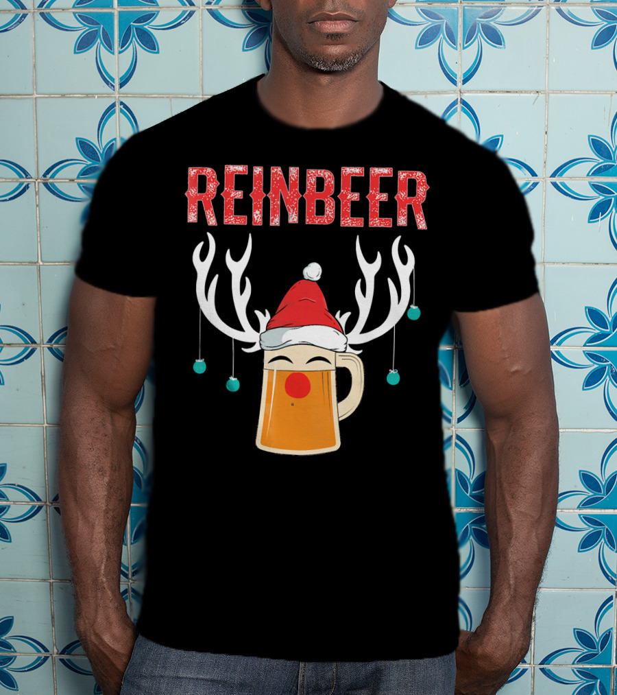 Reinbeer Christmas Antler Humor With Santa Hat Beer Mug T-Shirt