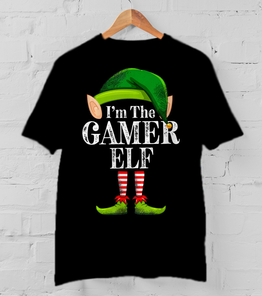 I'm The Gamer Elf Christmas Green Hat Striped Red Socks T-Shirt