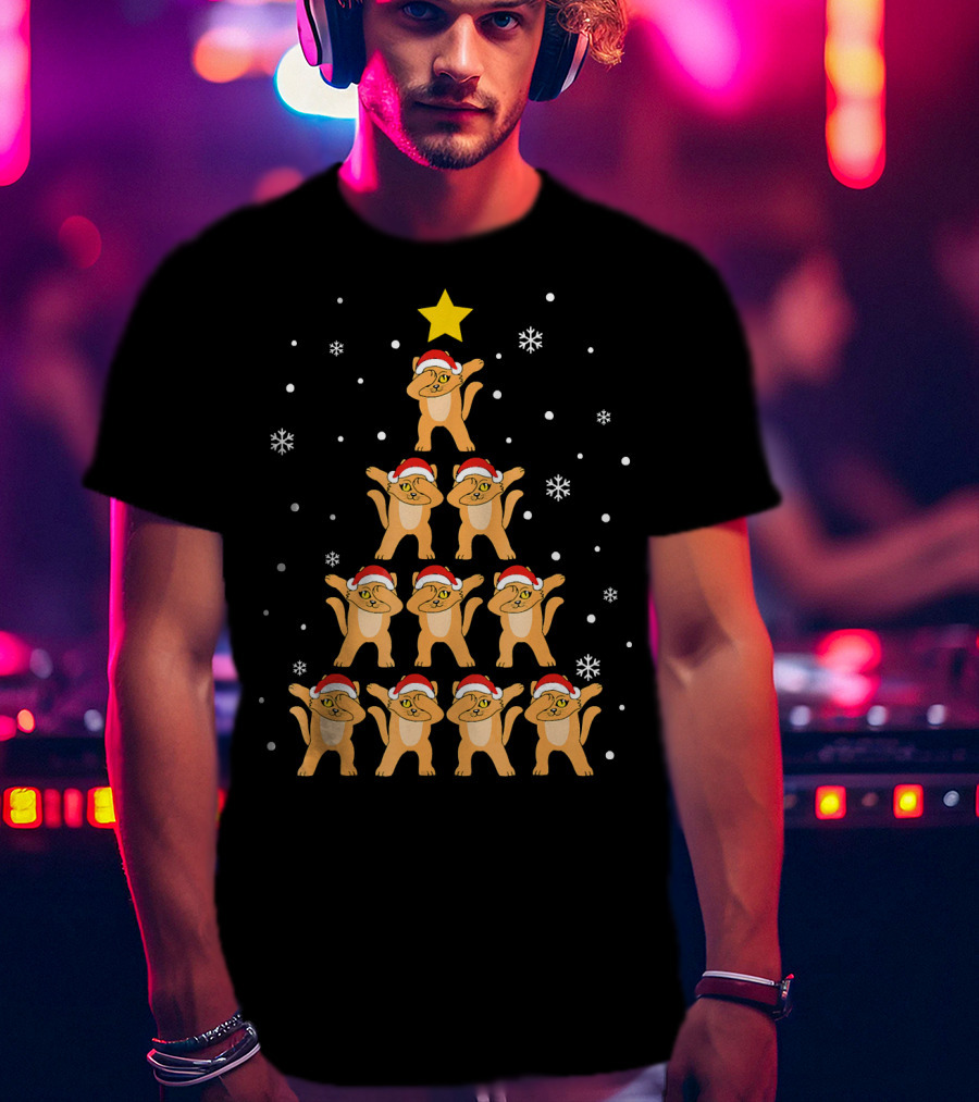Christmas Tree Dabbing Cats With Santa Hats And Snowflakes T-Shirt