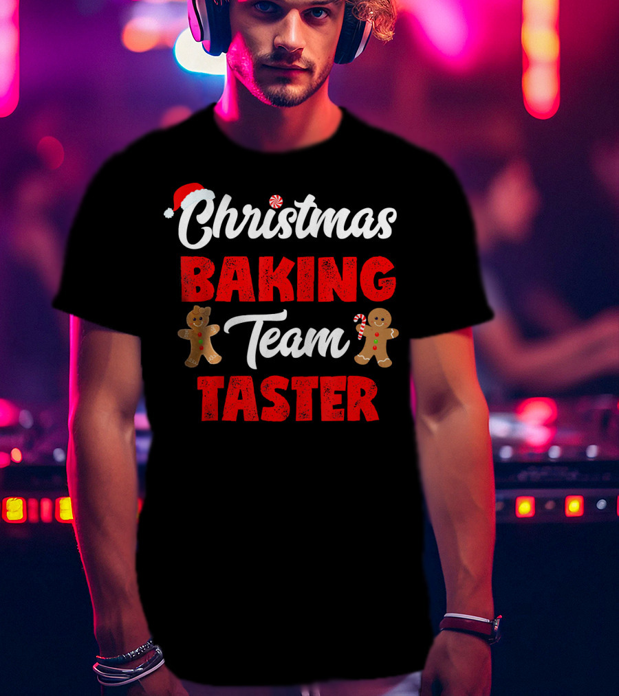 Christmas Baking Team Taster Gingerbread Candy Cane Santa Hat T-Shirt