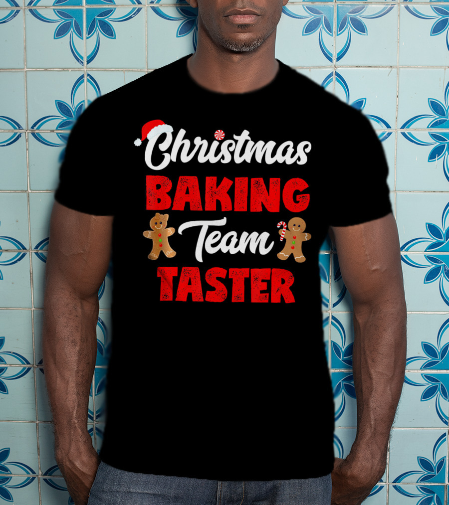 Christmas Baking Team Taster Gingerbread Candy Cane Santa Hat T-Shirt