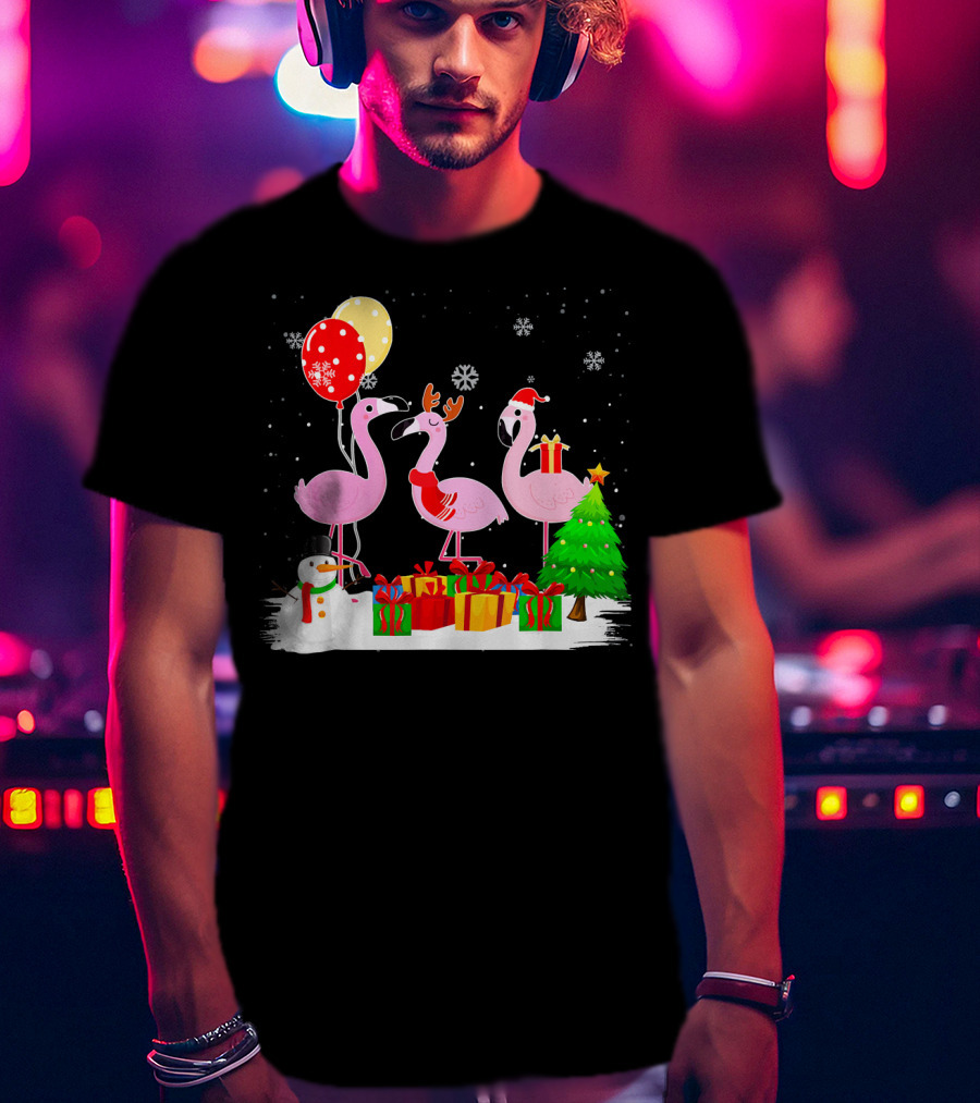 Three Flamingos Xmas Santa With Christmas Tree Presents Snowman Balloons T-Shirt