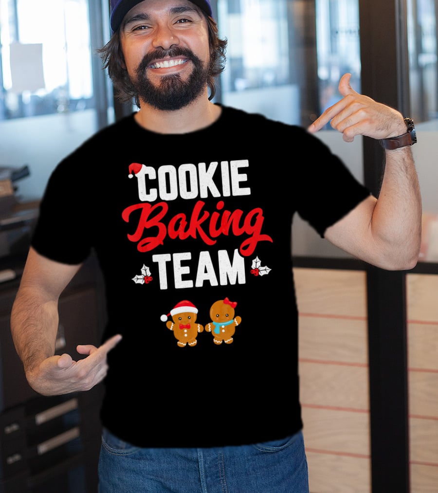 Cookie Baking Team Matching Family Christmas Gingerbread Holiday T-Shirt