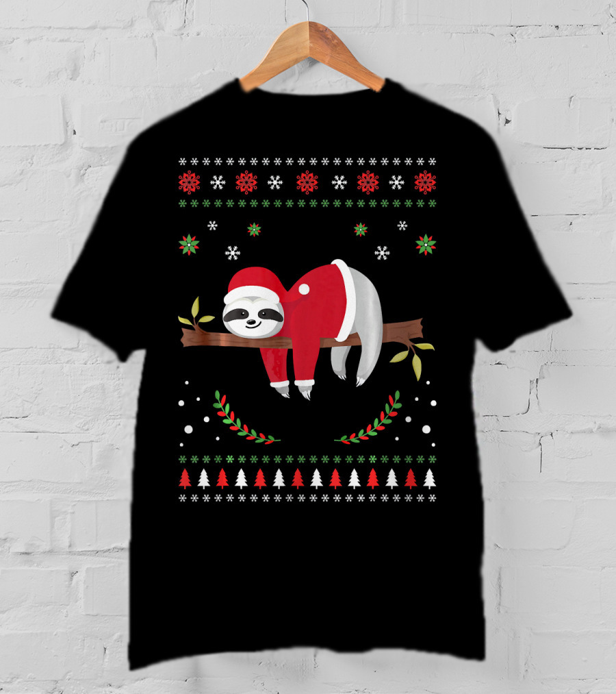 Sloth Christmas Holiday Sloth Santa Hat Snowflakes Festive Tree T-Shirt