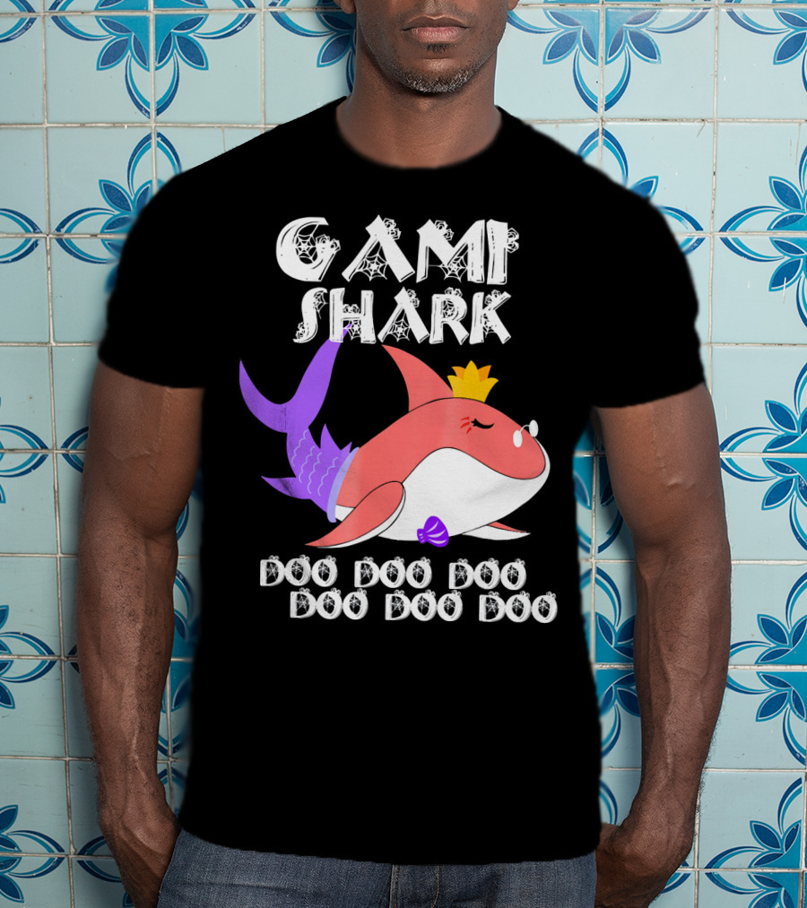 Gami Shark Doo Doo Doo Cute Crowned Shark With Purple Fins T-Shirt