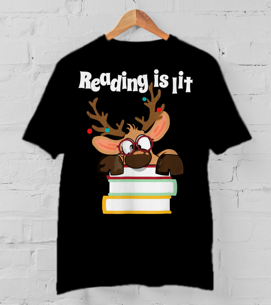 Reading Is Lit Reindeer With Books And Glasses T-Shirt