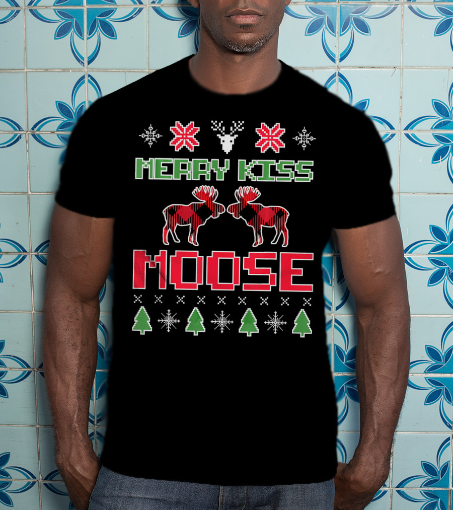 Merry Kiss Moose Christmas Ugly Sweater Style Holiday Moose Tree Snowflake Xmas T-Shirt