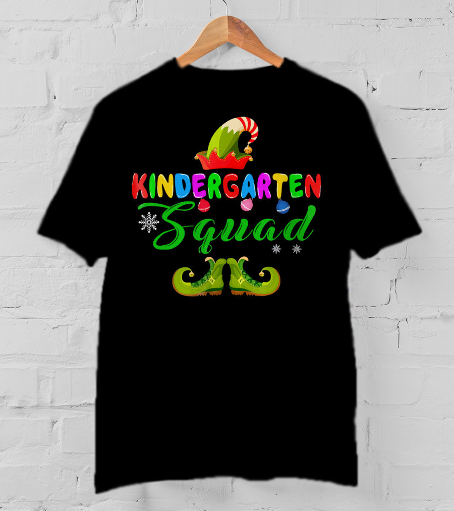 Kindergarten Squad Christmas Elf Hat And Shoes T-Shirt