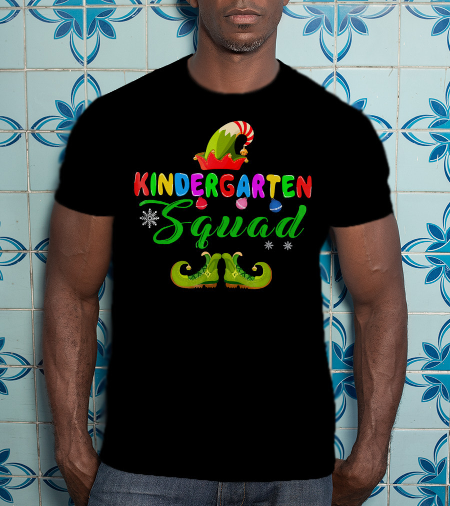 Kindergarten Squad Christmas Elf Hat And Shoes T-Shirt