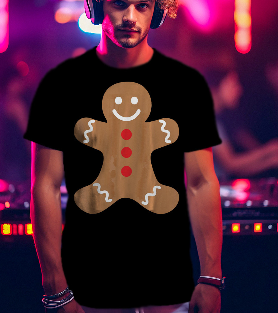 Smiling Gingerbread Man Holiday Cookie Decor T-Shirt