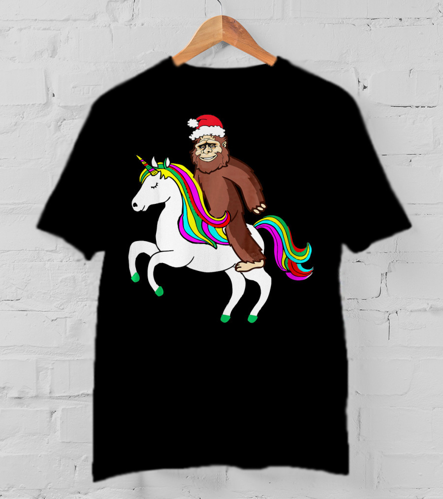 Bigfool Riding Unicorn With Santa Hat Rainbow Mane T-Shirt